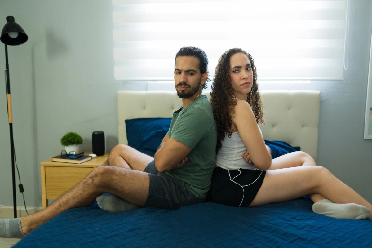 The zodiac signs that are incompatible to live together