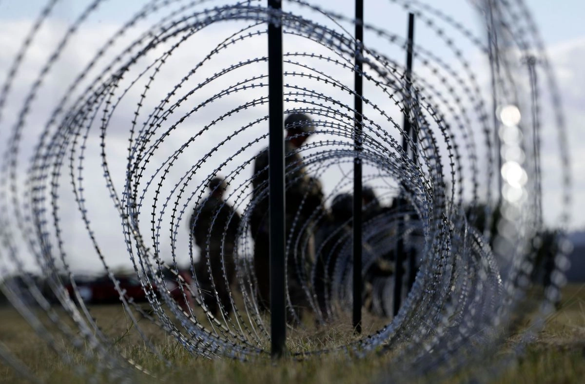 Trumps smart wall advances with AI sensors and billions to protect the border