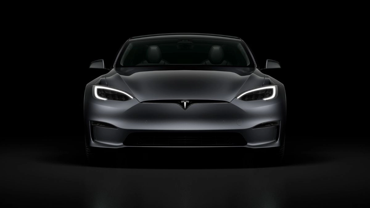 Tesla breaks sales record but in China they give it no respite