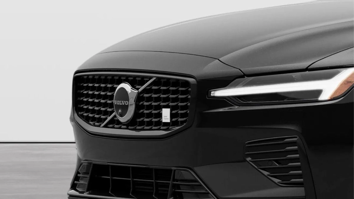 Polestar offers record discounts before leaving the US