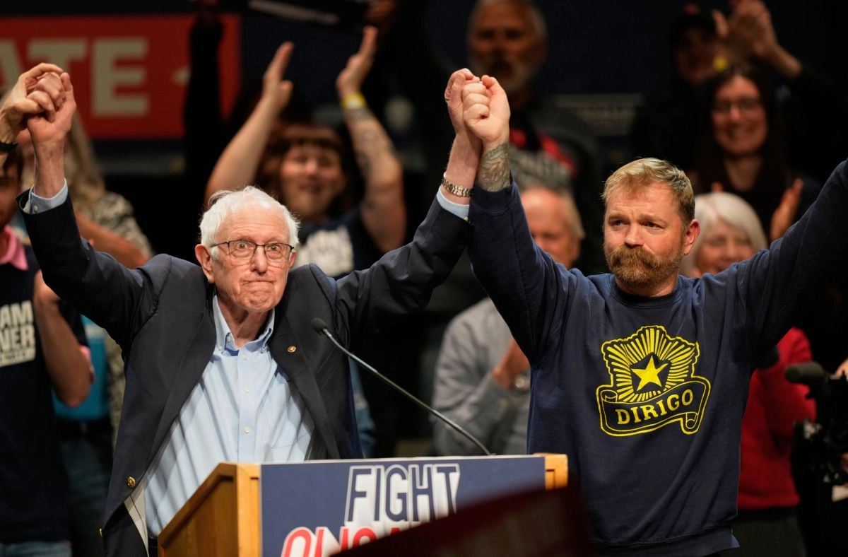 Bernie Sanders asks Platner to withdraw from Senate race in Maine after sex scandal