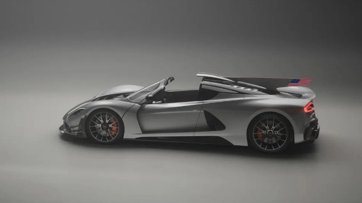 It makes no sense Hennessey challenges the automatic era with the Venom F5M