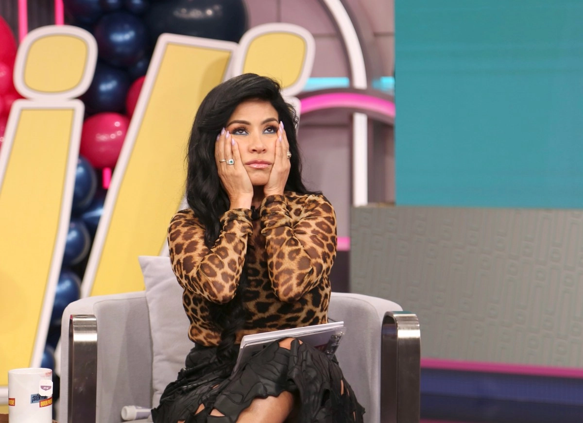 Carolina Sandoval suffers crisis in full live broadcast after coverage of the tragedy in Venezuela