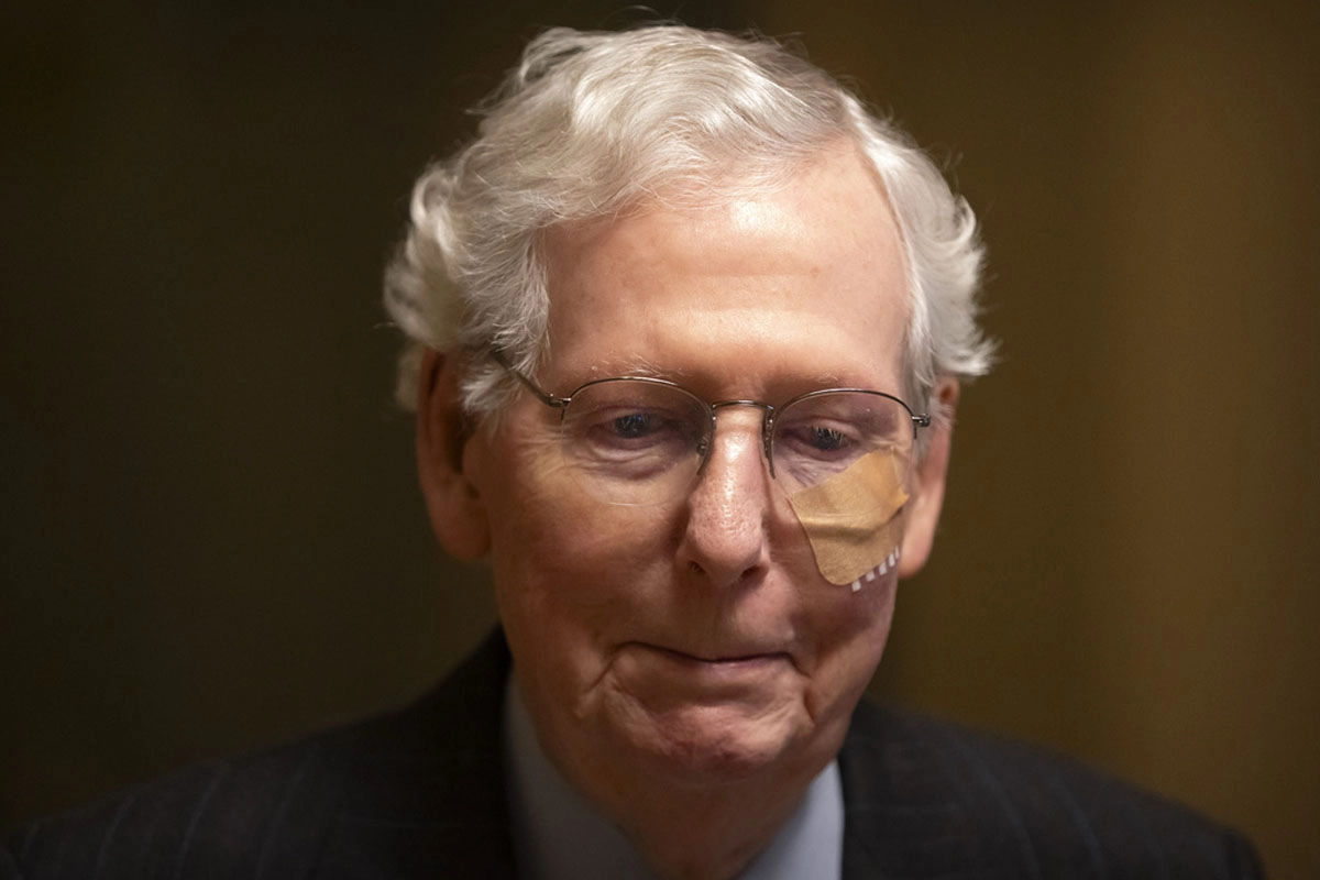 Governor of Kentucky asks to clarify the state of health of Senator Mitch McConnell