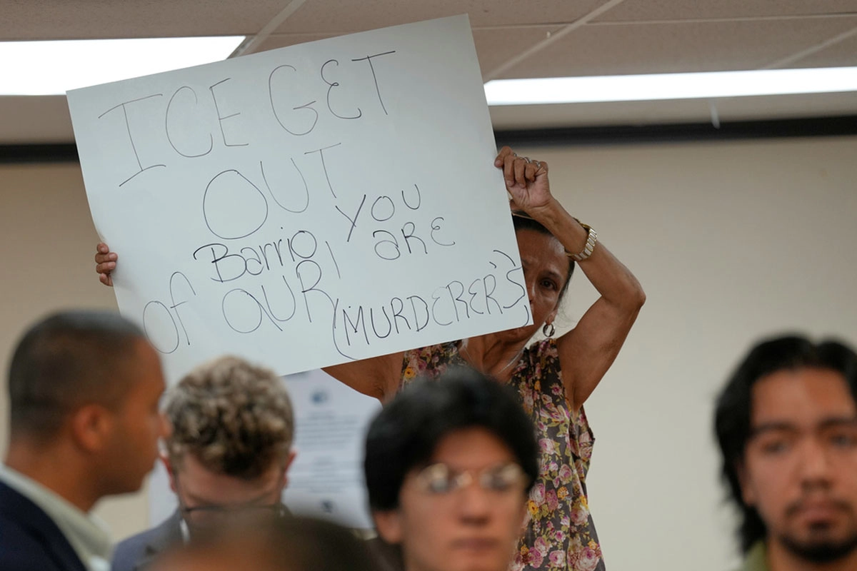 ICE pressures three people linked to murdered immigrant Lorenzo Salgado to leave the US