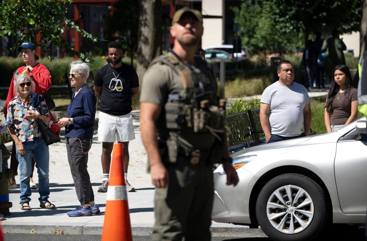 ICE suspends most traffic controls after deaths of immigrants Joan Guerrero and Lorenzo Salgado