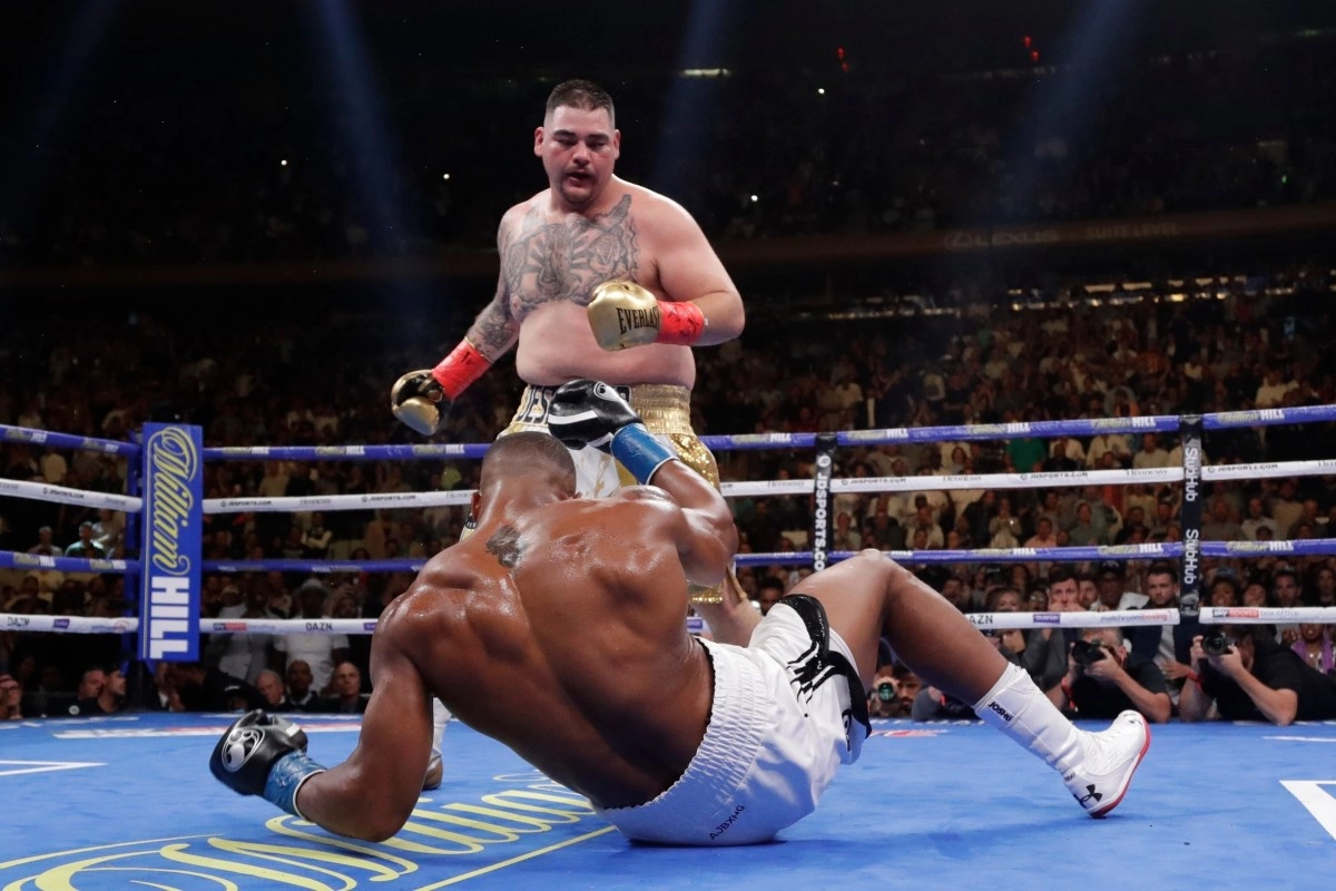 Andy Ruiz predicts the outcome of the possible fight between Fury and Joshua
