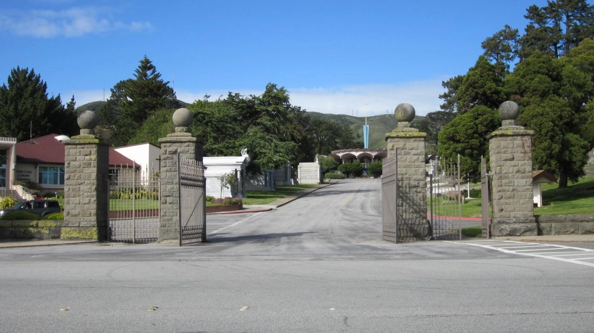 The &ldquo;city of souls&rdquo;: the corner of California with 1.5 million buried people and barely 1,500 neighbors