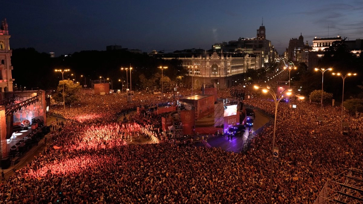 Spain celebrates its second World Cup in a party that brings together 2 million fans in Madrid