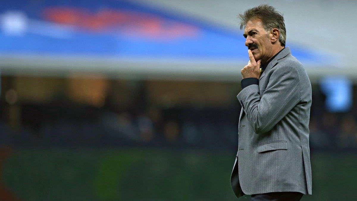 Ricardo La Volpe does not see good continuity in the Mexican team