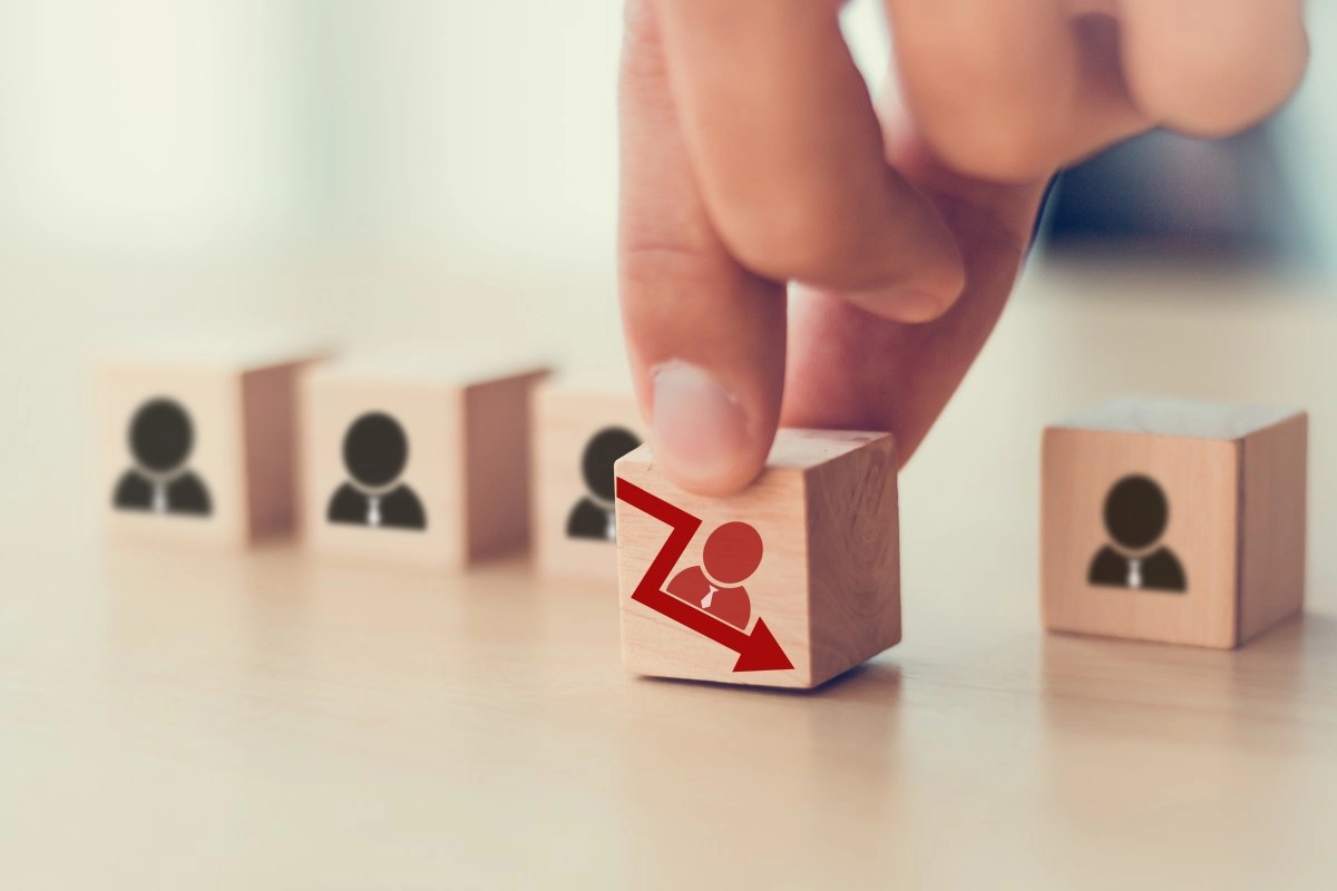 What are the states with the highest number of young people at risk of unemployment
