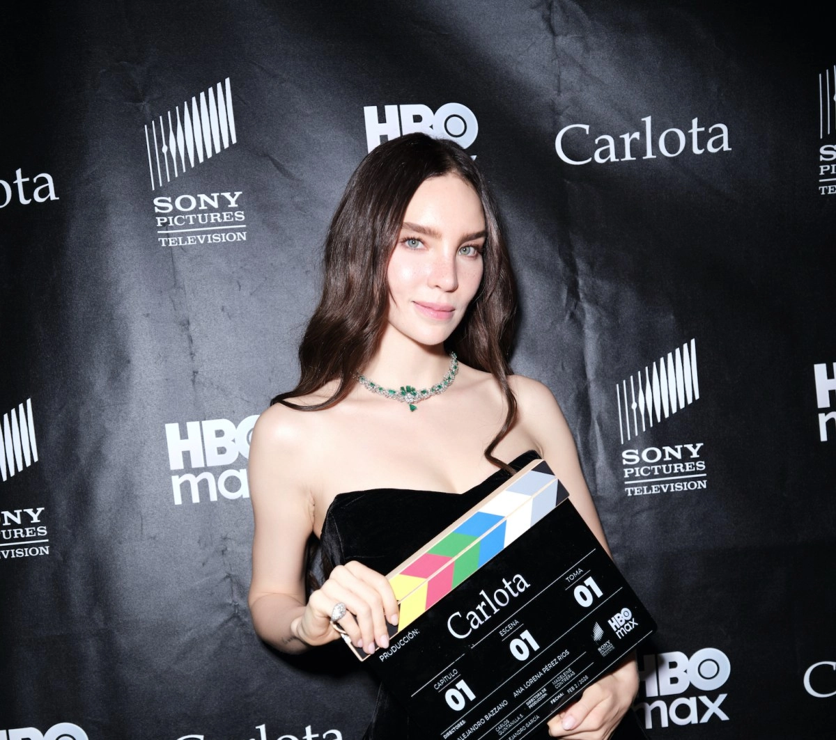 New images of Belinda as Carlota are published prior to the premiere of the series