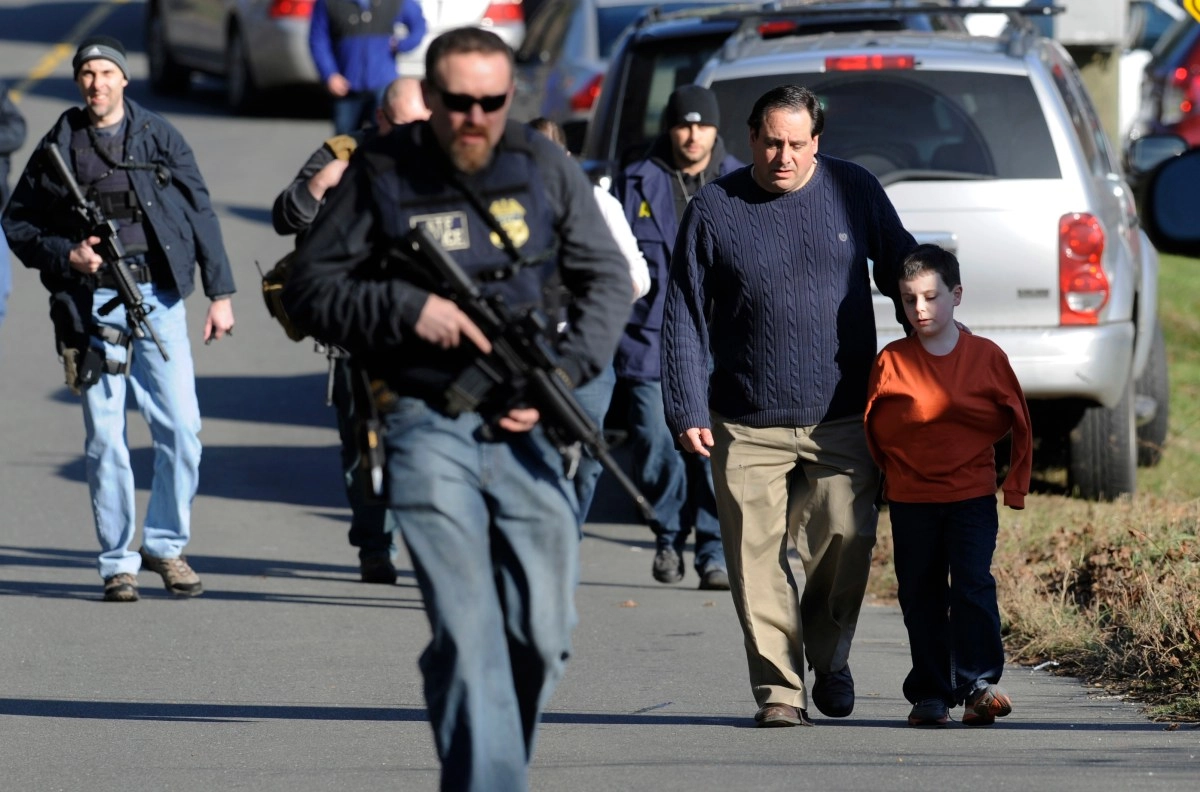 US schools incorporate drones equipped with pepper gel, lights and sirens to respond to active shootings