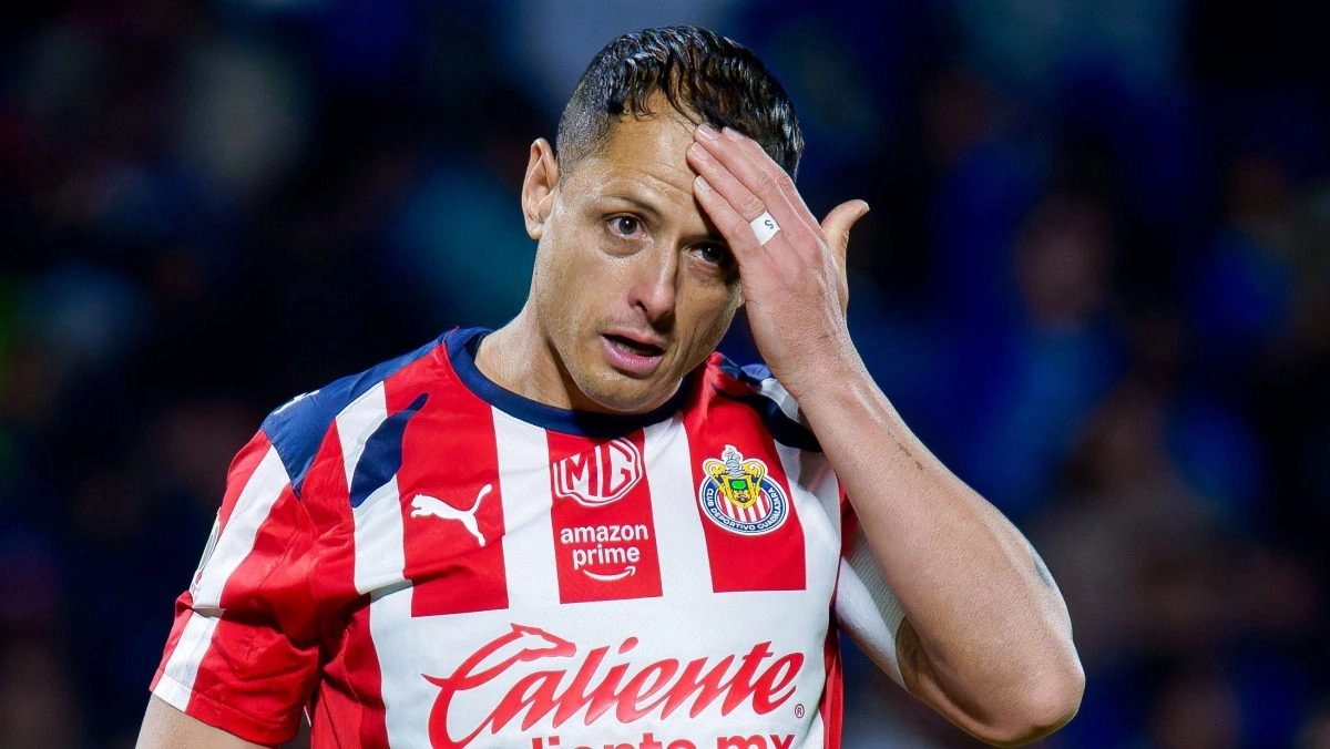 Marco Fabián reacts to Chicharito's controversial statements