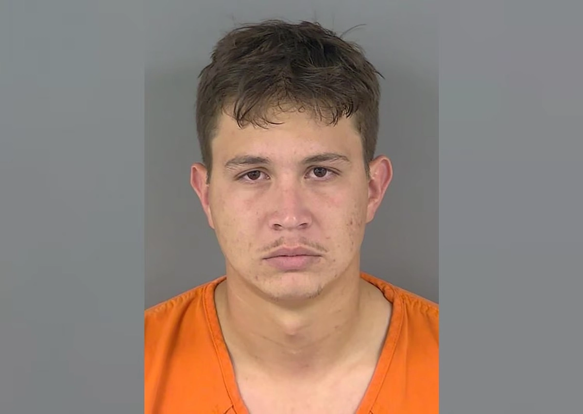 He thought he was shooting a bear and killed his neighbor: Hispanic man accused of involuntary manslaughter in Florida