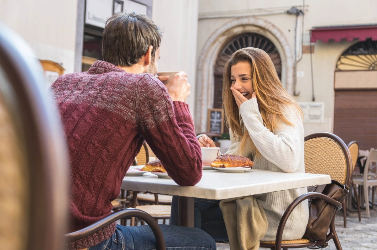 Inflation is pressing: more and more young people opt for “cheap dates” to stretch their budget