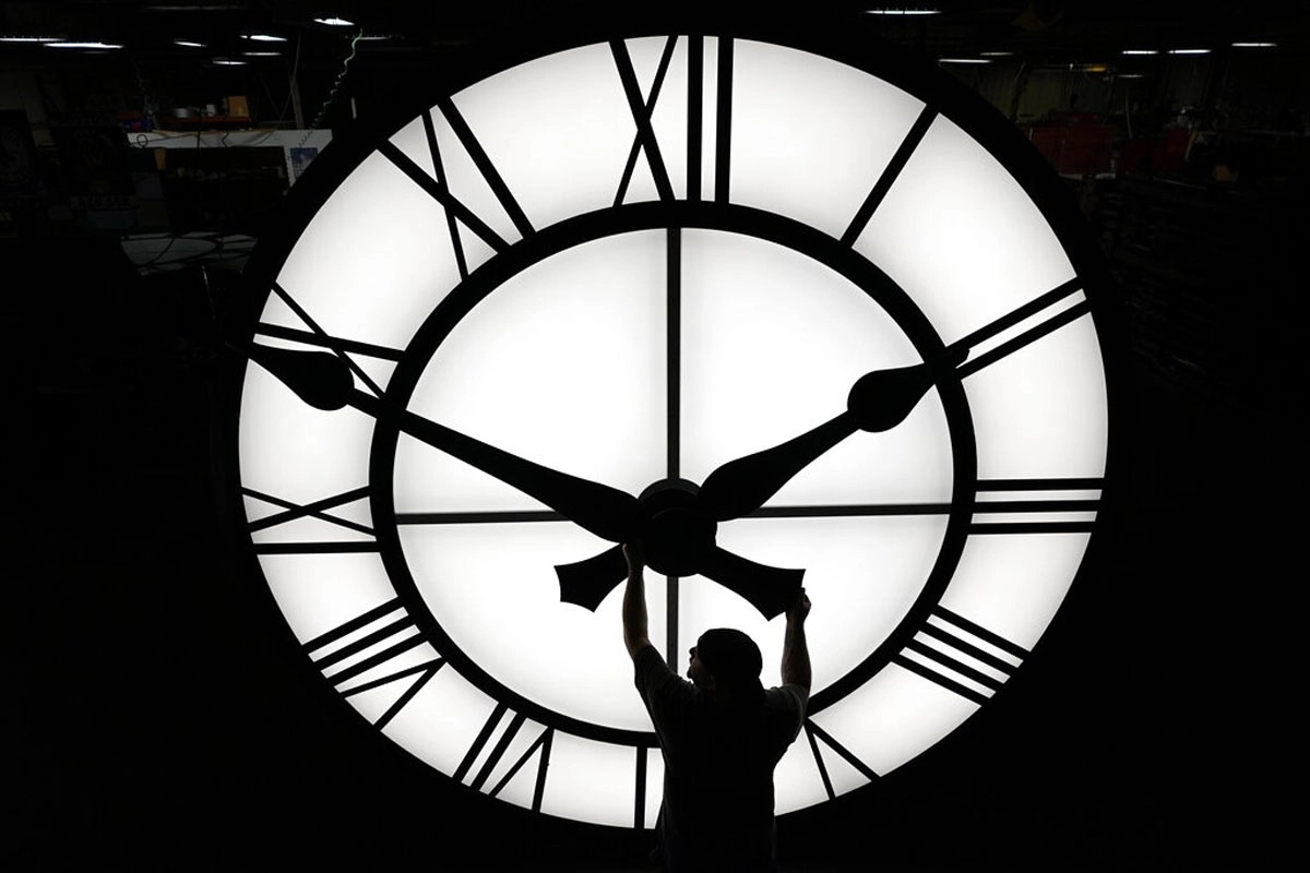 Trump asks Senate to support bill to make daylight saving time permanent