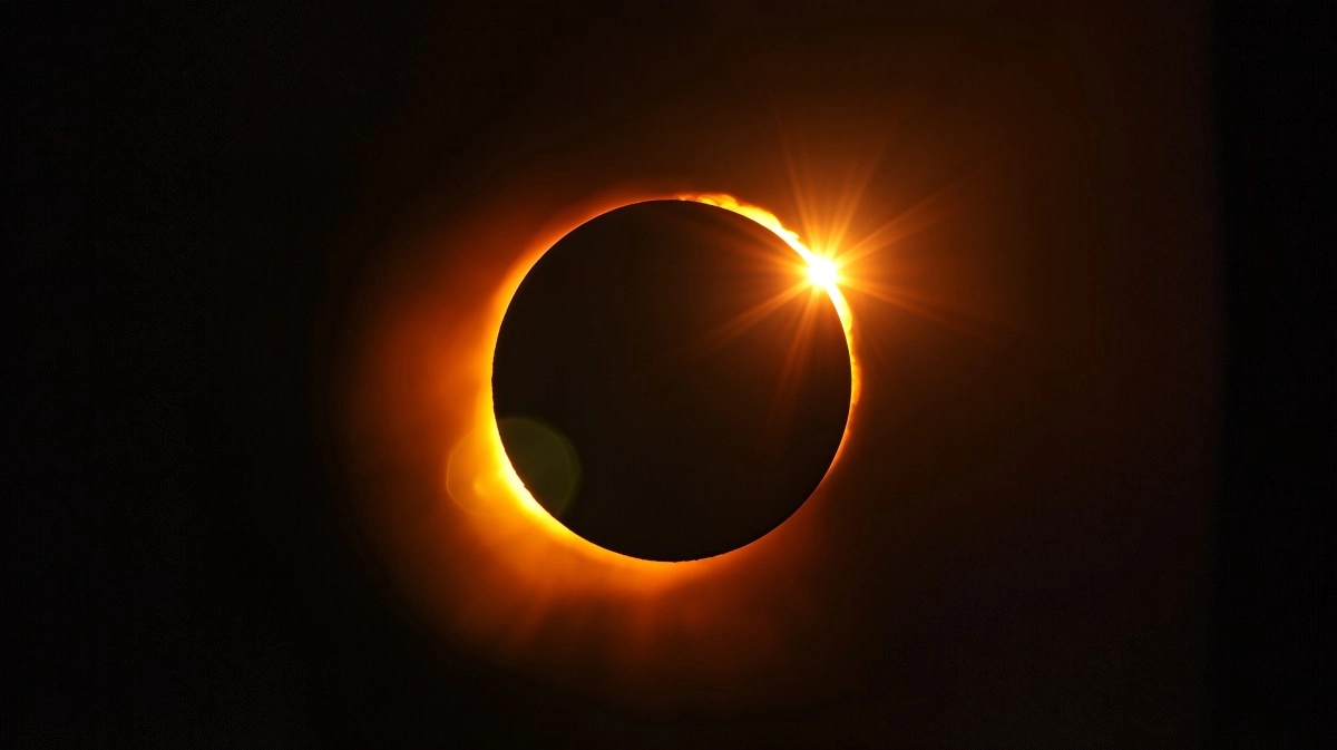 What astronomical events can be seen in August from the US