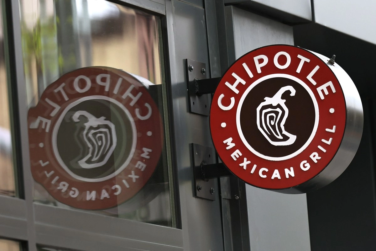Chipotle announces withdrawal of its famous jalapenos after salmonella outbreak