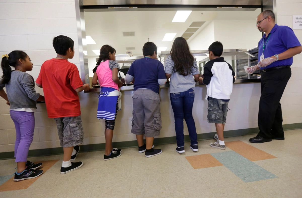 Firm linked to Trump will represent immigrant children with only two immigration lawyers