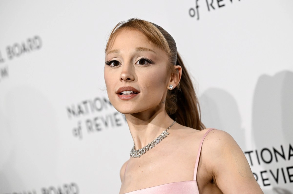 The reason why Ariana Grande will take a break from the spotlight comes to light