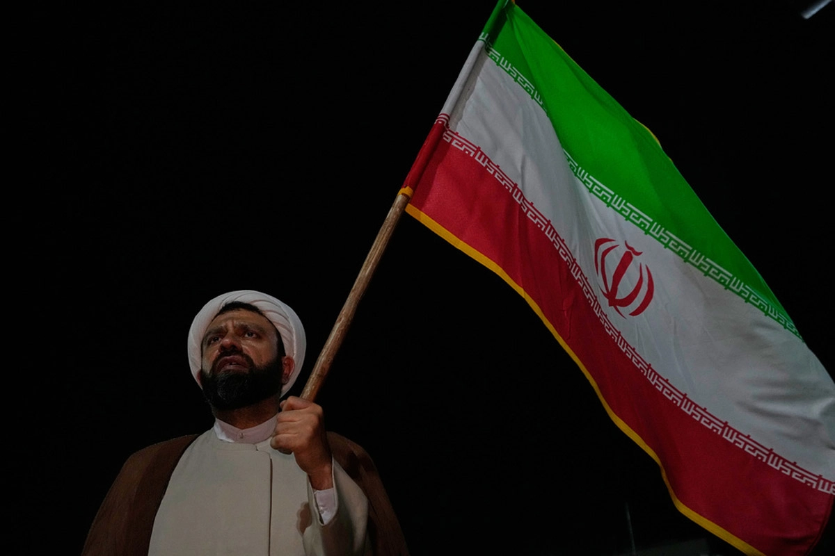 Iran demands that the US comply with a list of demands in order to reopen the Strait of Hormuz