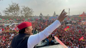 UP: SP took lessons from defeat, gave responsibility to key leaders in Gola assembly by-election