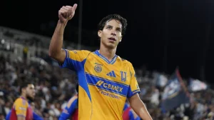 Diego Lainez wants to be in the 2026 World Cup