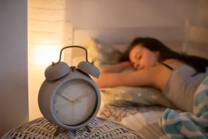 What time should you go to sleep to take advantage of the time change in the US?
