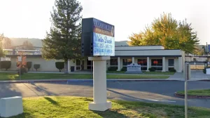 Principal of school in La Vegas resigned after allegedly using Grindr to contact a student