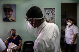 U.S. The United States is pressuring Caribbean and Central American countries to break contracts with Cuban doctors.
