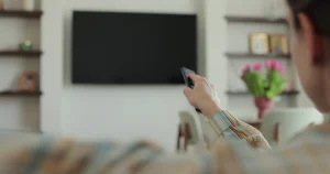 TV, monitor, or projector: which one should you buy?