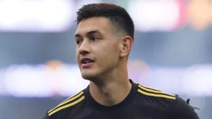 Cesar Montes scores with Lokomotiv and avoids his team's defeat