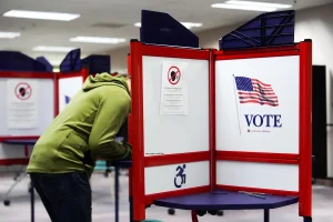 Virginia approves crucial electoral redistribution plan that favors Democrats