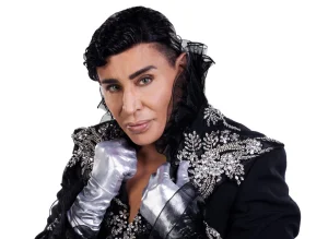 Divo assures that he is preparing a legal lawsuit against Laura Zapata and, does the villainess respond to him?
