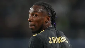 Julián Quiñones would stay in Saudi Arabia for a prolonged time