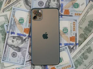 Apple will pay $250 million for lawsuit: how much will you get if you have an iPhone?
