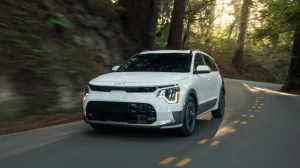 Five SUVs that use little gasoline and cost less than $40,000