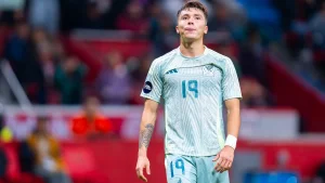 El “Vasco” Aguirre with some “aces up his sleeve” for Mexico's World Cup list