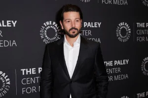 Diego Luna premieres in Cannes “Ceniza in la boca”, his new project as director