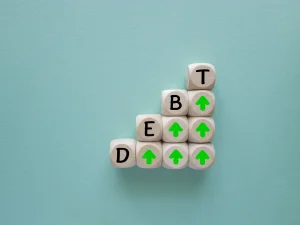 U.S. household debt hit a record high in the first quarter of the year