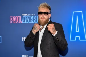 Jake Paul offers 200 million dollars to Canelo Álvarez for a fight