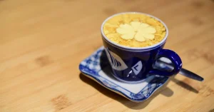 Coffee with egg, the drink that captivates social networks