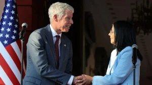 3 examples that show how Delcy Rodríguez is dismantling the Chavista economic model in Venezuela