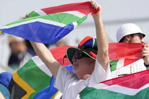 The US intends to receive 10,000 white South African refugees who denounce discrimination in their country