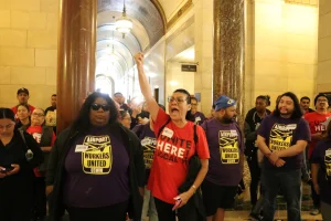 Defeat of LAX and hotel workers: $30 per hour salary stopped