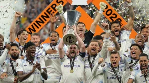 Dibu Martínez and Aston Villa are champions of the Europa League