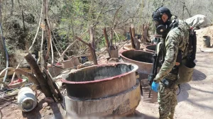 Marina discovers 3 drug laboratories in Sinaloa and seizes 4 tons of methamphetamine
