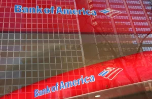 Trump puts banks under pressure to review citizenship in immigration accounts and credits