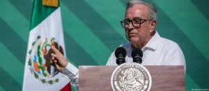 Mexico's Prosecutor's Office summons governor on leave, Rubén Rocha, accused of drug trafficking by the US.